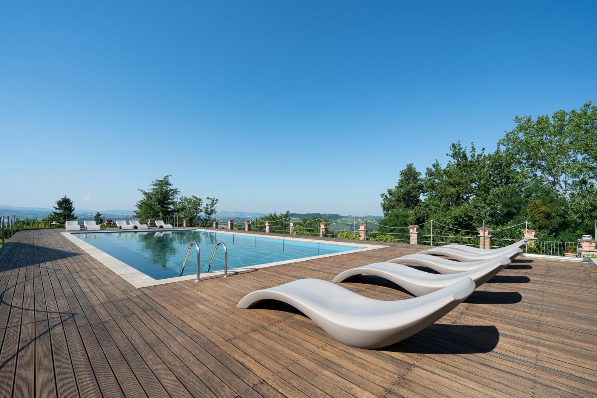 La Madernassa Resort - Casalora Dimora Storica Di Charme Guarene Kültér fotó