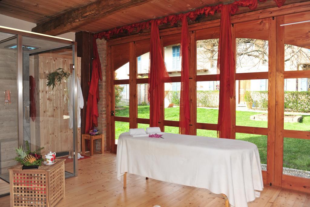 La Madernassa Resort - Casalora Dimora Storica Di Charme Guarene Kültér fotó